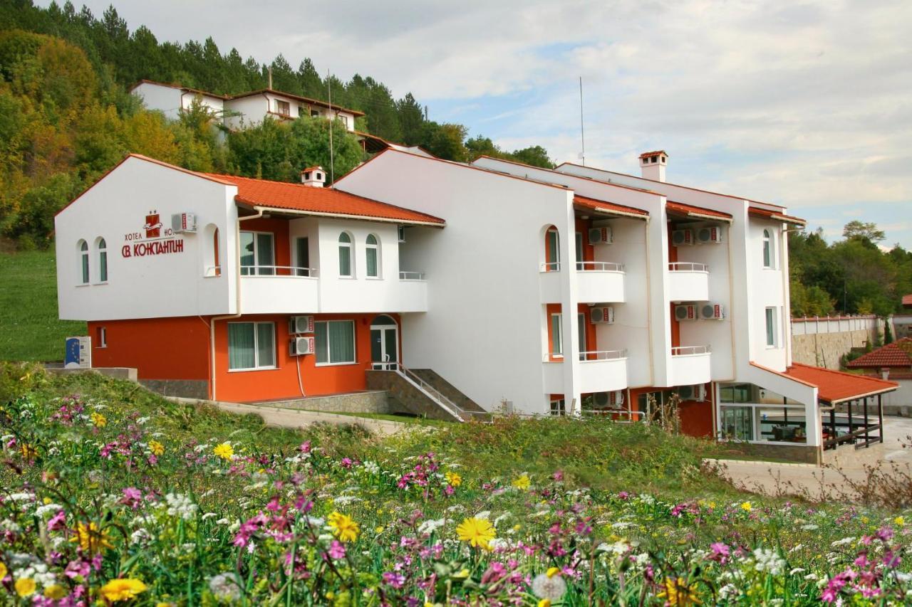 גלבטרצי Family Hotel Saint Konstantin מראה חיצוני תמונה